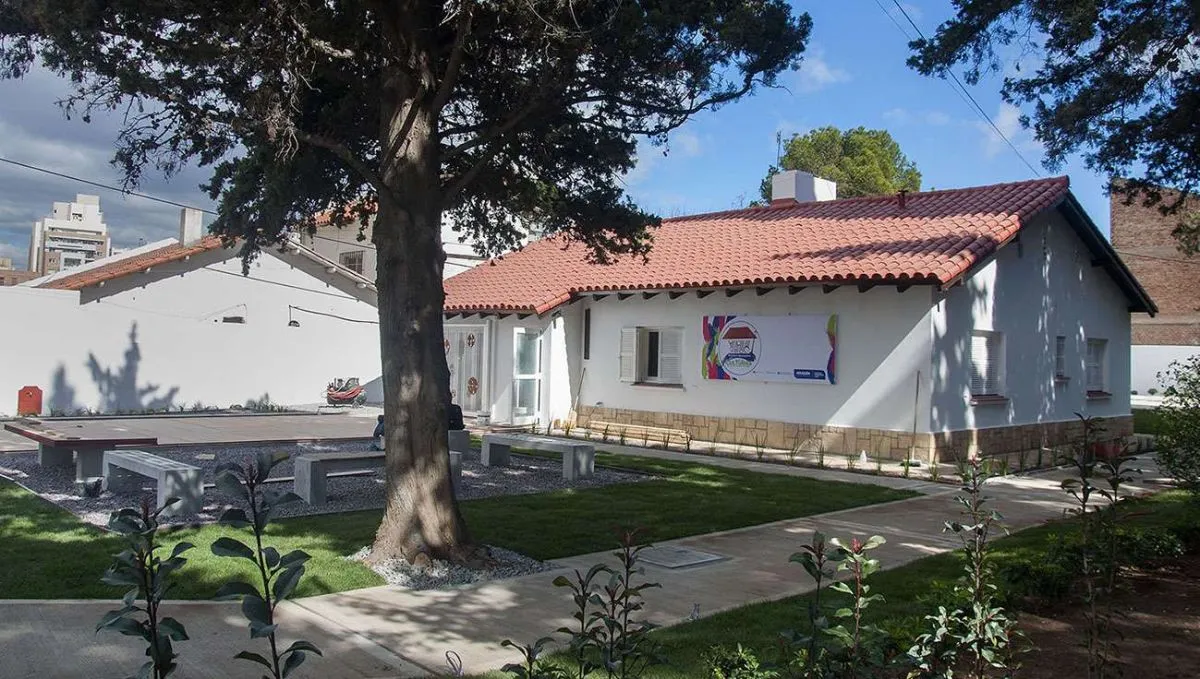 Hoy se inaugura la Casa de las Culturas “Artistas Neuquinos” | Neuquen  Informa