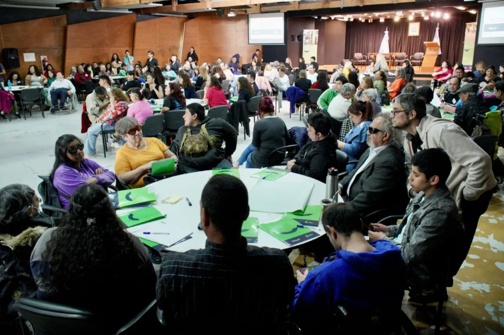 Se trata de un espacio pensado para que las personas con discapacidad de la provincia, sus familiares y acompañantes se encuentren en un ámbito de diálogo.