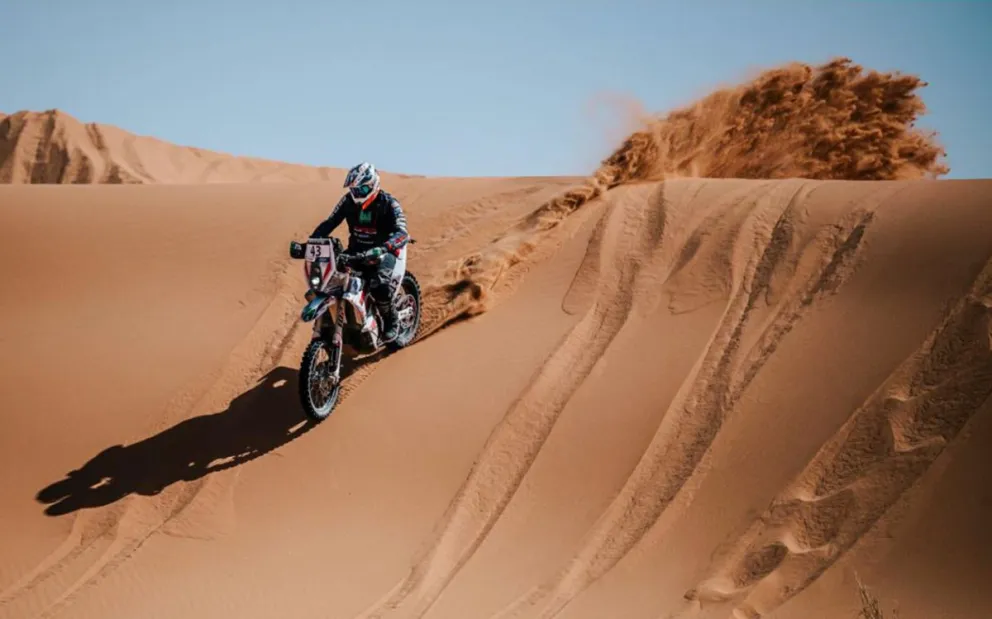Santiago Rostan, el piloto neuquino que correrá el Rally Dakar 2025