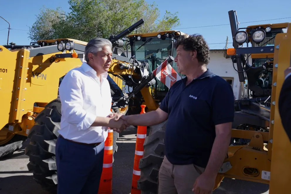 Vialidad Provincial recibió nuevas maquinarias para mejorar las rutas 