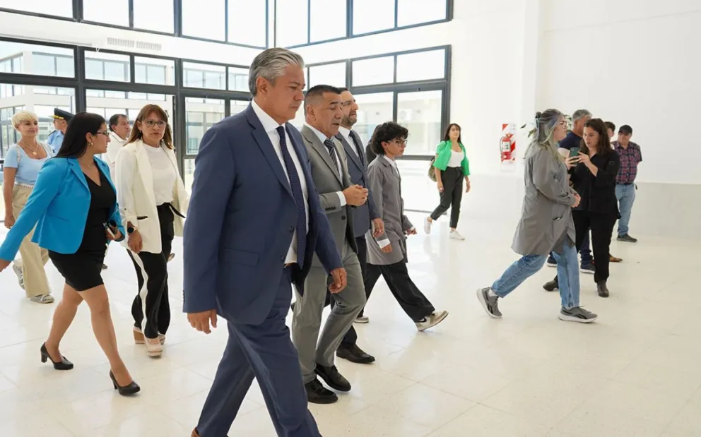 La institución educativa tiene más de 300 estudiantes.