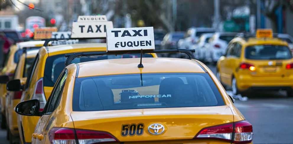 Lanzan línea de crédito complementaria para la renovación de la flota de taxis
