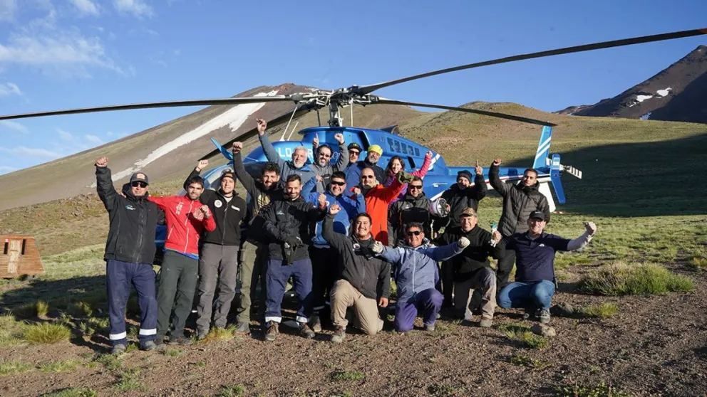 Finaliza la campaña de monitoreo en el volcán Tromen