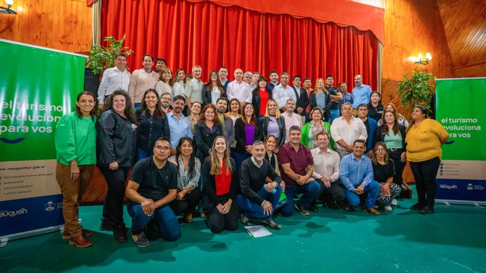 Integrantes de los sectores público y privado del Alto Neuquén se reunieron en Caviahue.