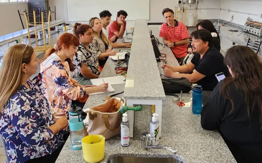 Soledad Martínez visitó escuelas de Junín de los Andes