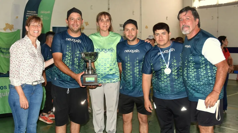 La ministra Corroza destacó el trabajo realizado en materia deportiva con las comisiones de fomento.