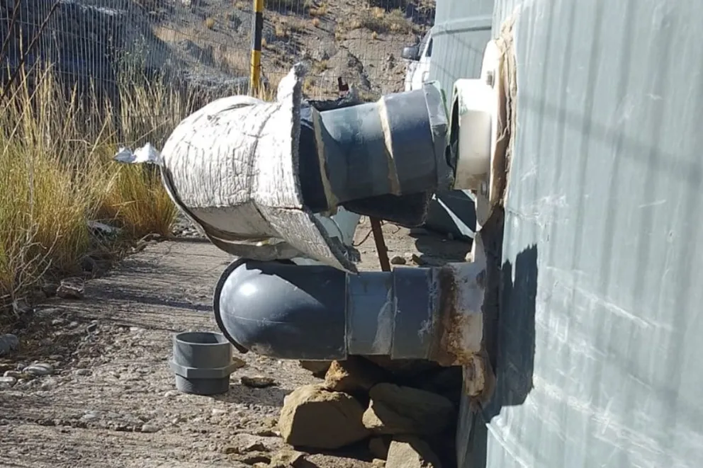 Se encuentra afectado el suministro de agua en un barrio de Chos Malal