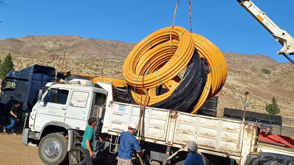 Llegaron los ca&ntilde;os para el gas de Los Gua&ntilde;acos y Los Miches