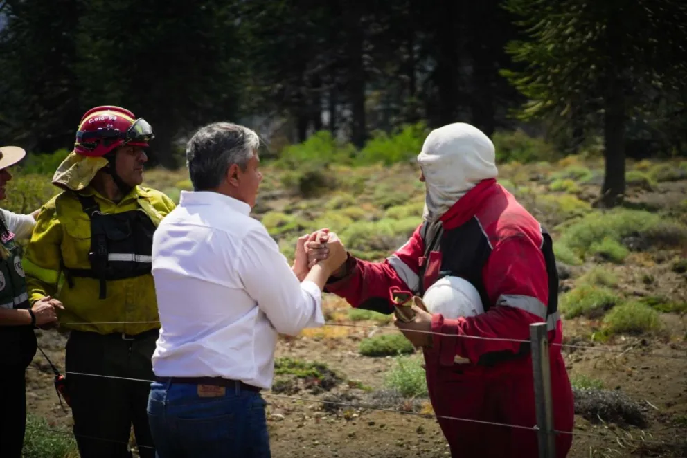 Despliegue sin precedentes en el combate contra el fuego en la provincia