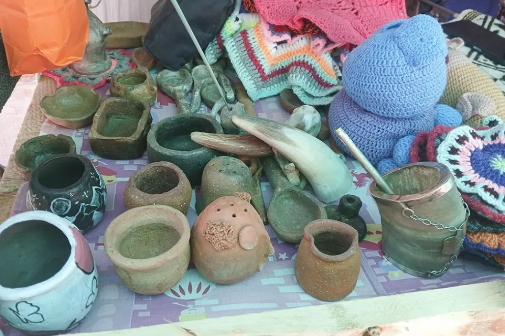 Feria de Artesanos y Productores de la comunidad mapuche Linares