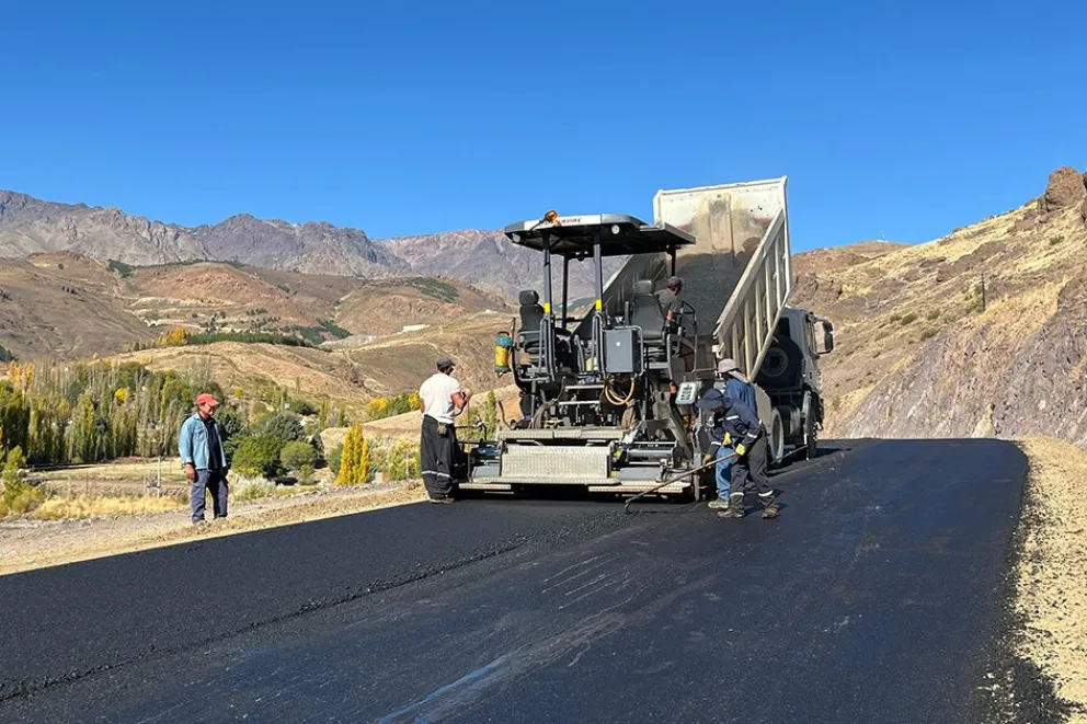 Inaugurarán el asfalto de una ruta clave para el desarrollo del Alto Neuquén