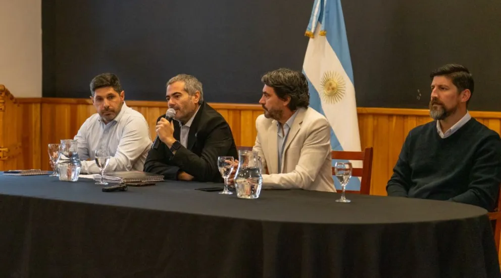 Fernández Capiet: “Nuestra prioridad es garantizar la apertura de Chapelco con seguridad”