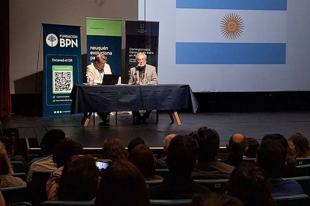 Más de 130 personas participaron de la charla sobre ciudadanía italiana