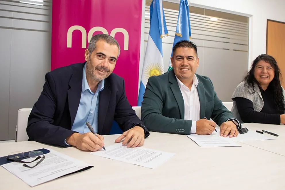 El ministro Fernández Capiet y el intendente Núñez.