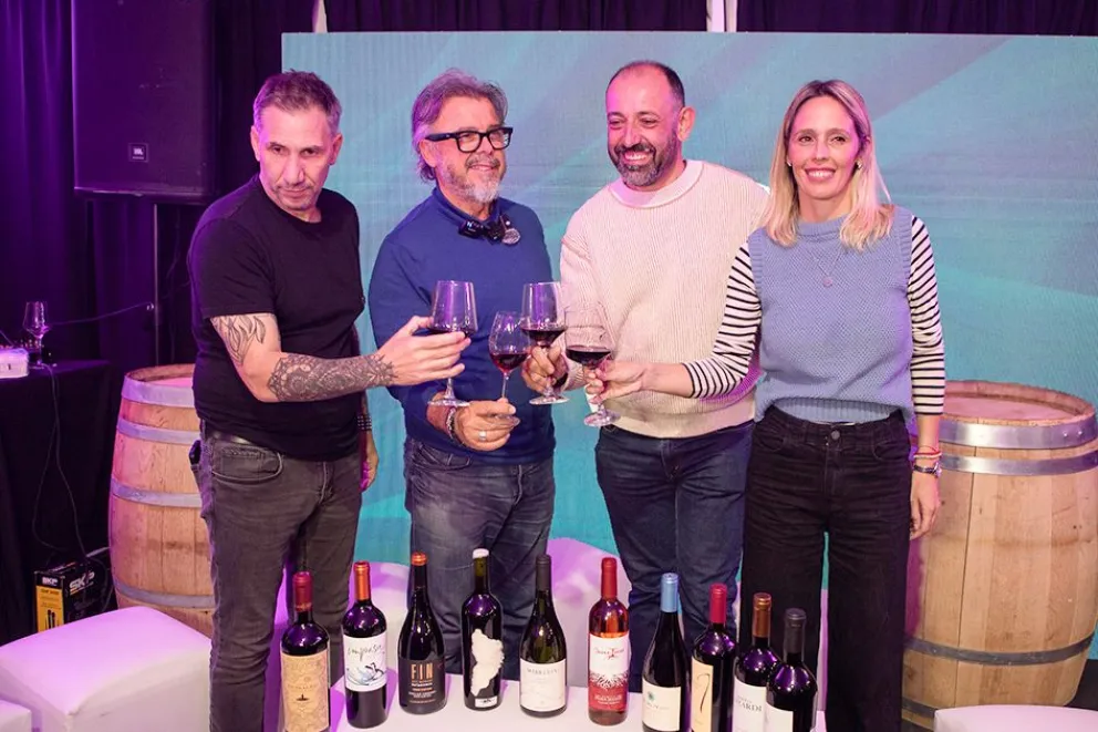 Donato De Santis se sumó al mundo del vino patagónico con el nuevo pasaporte