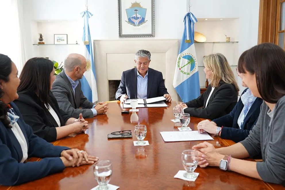 TotalEnergies renovó su apoyo a las Becas Gregorio Álvarez