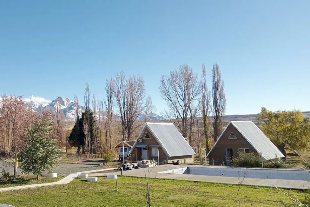 Ruta 43, una nueva propuesta para alojarse en el Alto Neuquén.