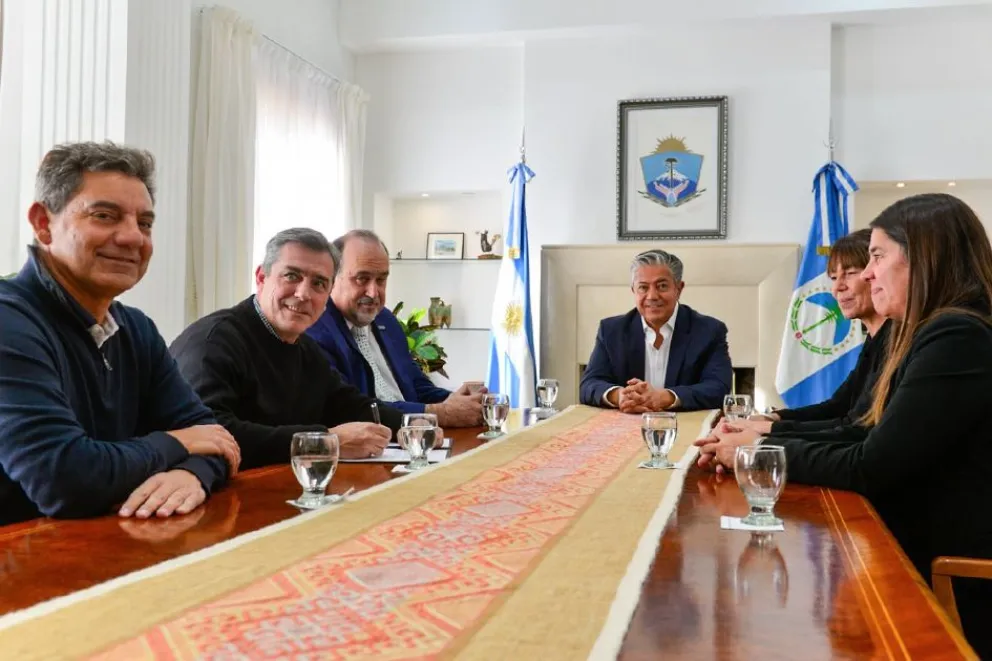 Los fondos otorgados permitirán la participación de los clubes en diferentes torneos. 