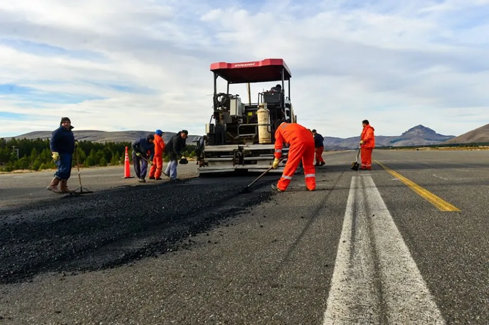 Alistan el aeropuerto Chapelco para la temporada invernal