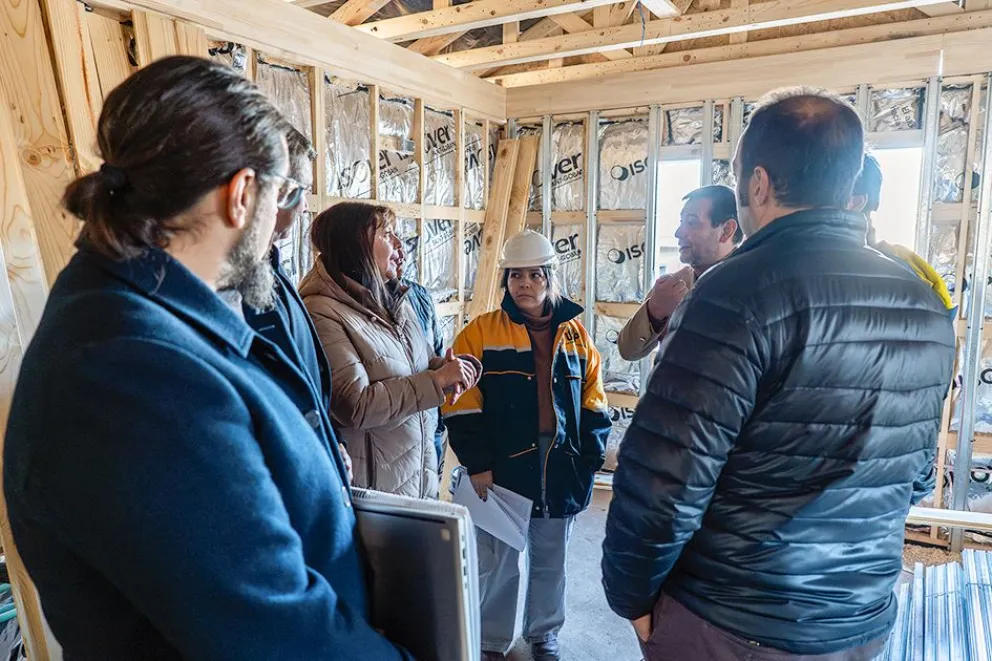 Recorrida de obras en Añelo. 