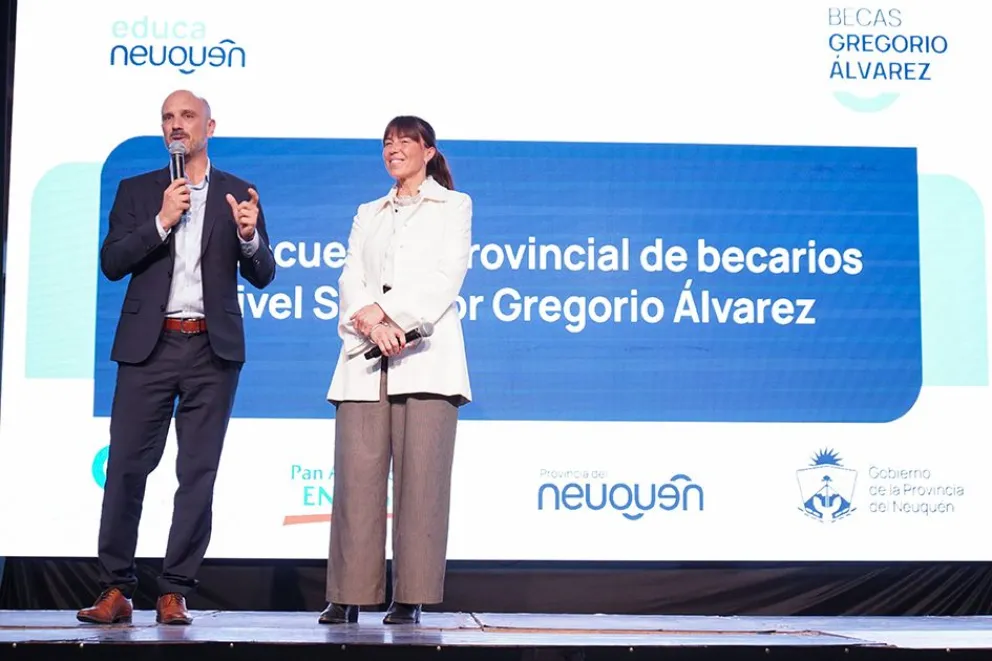 Las becas estudiantiles suman la oportunidad de tener una notebook