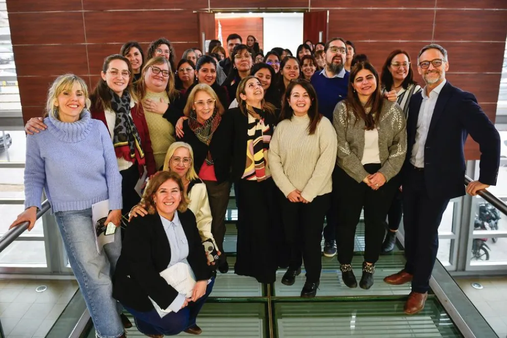 Más de 50 profesionales se certificaron en cuidados de embarazadas y recién nacidos