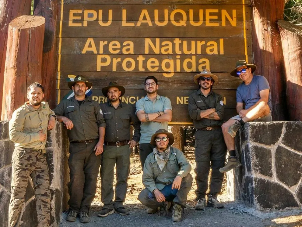 Neuquén refuerza acciones con Chile para la conservación del huemul