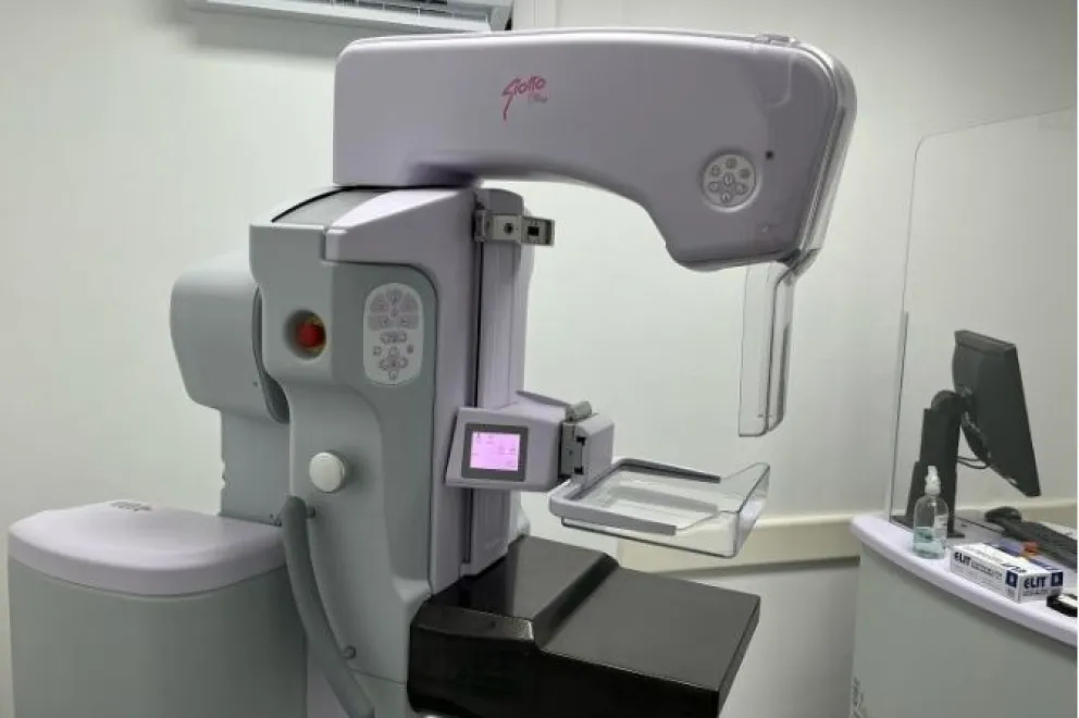 Nuevo mamógrafo en el hospital Castro Rendón. 