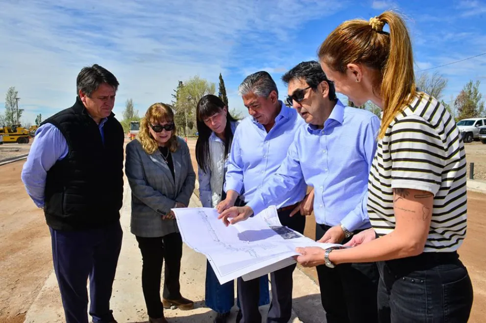 Figueroa: “Estamos batiendo el récord de obra pública en la provincia”