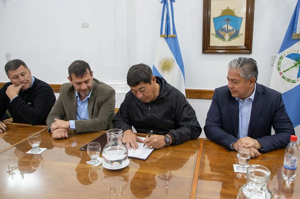 El gobierno anunció beneficios fiscales para empresas hidrocarburíferas del sector convencional
