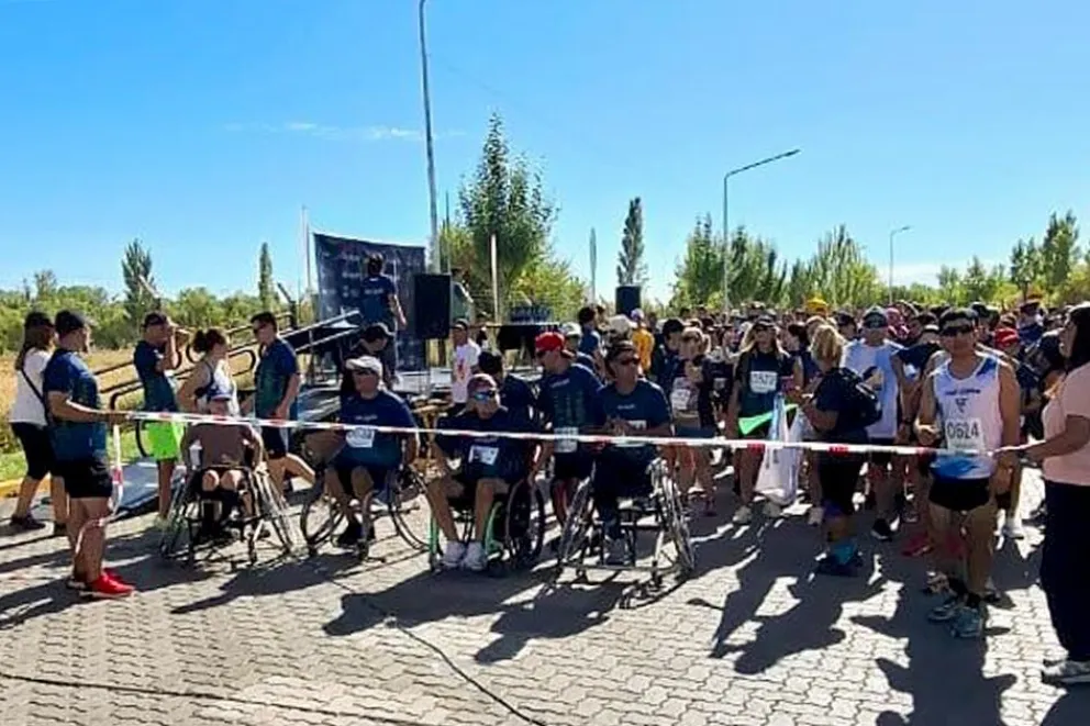 La carrera “Evolucionando” llega a Aluminé con una jornada inclusiva por el 25N