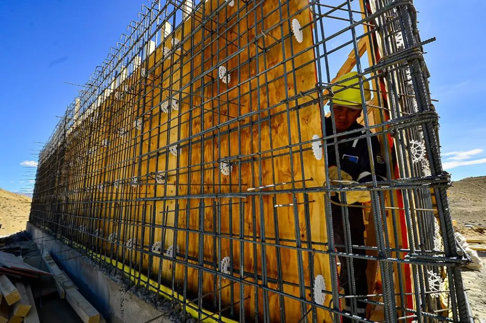 Una obra estratégica para Chos Malal avanza con varios frentes de trabajo 