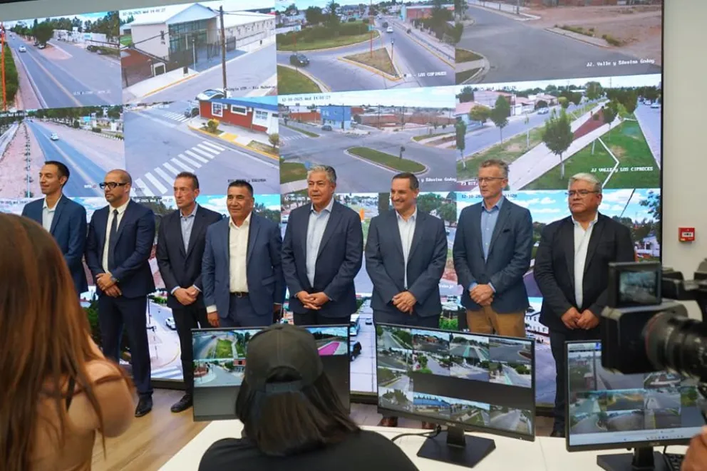 Figueroa y Rioseco inauguraron el nuevo centro de monitoreo en Cutral Co