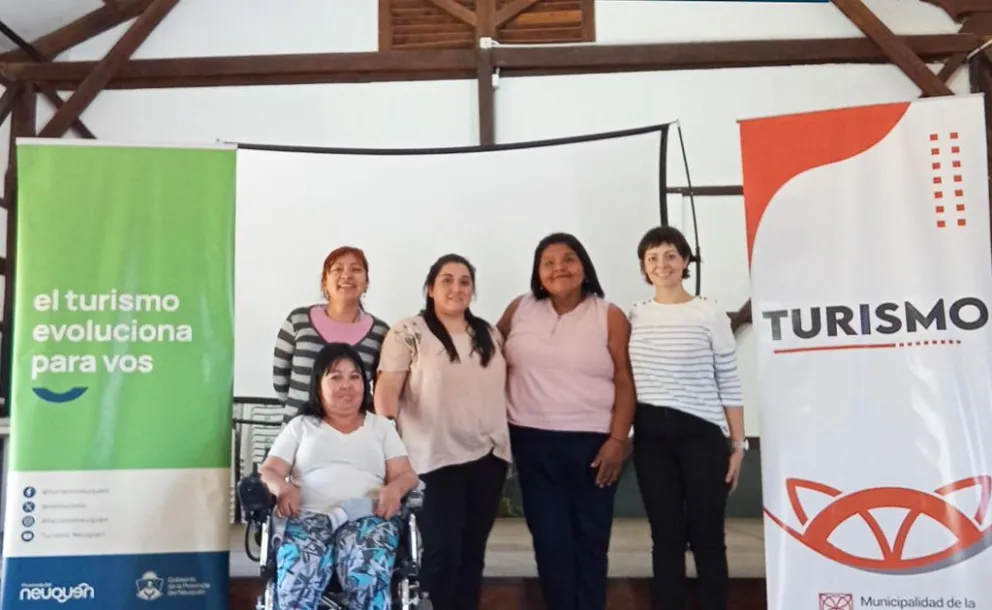 Turismo desarrolló capacitaciones en Plottier y Santo Tomás