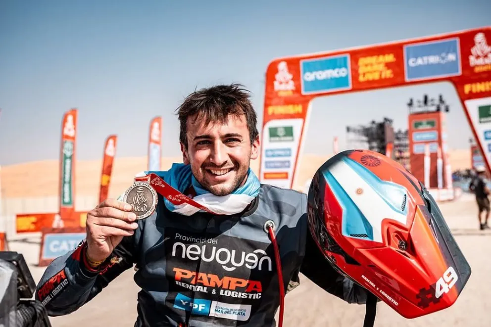Santiago Rostan se alista para vivir su tercera experiencia en el rally raid más exigente del mundo.