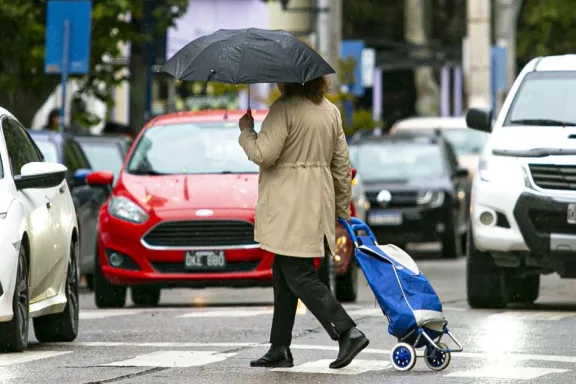 Advierten por lluvias y vientos fuertes en sectores cordilleranos de ...