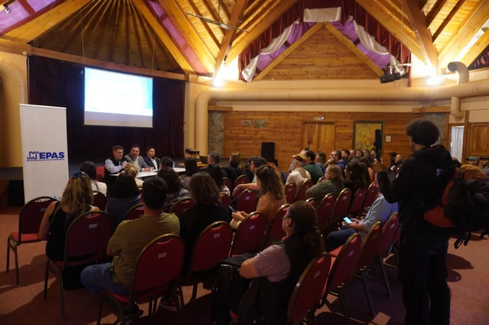 Provincia comienza una obra clave para el saneamiento ambiental en La Angostura