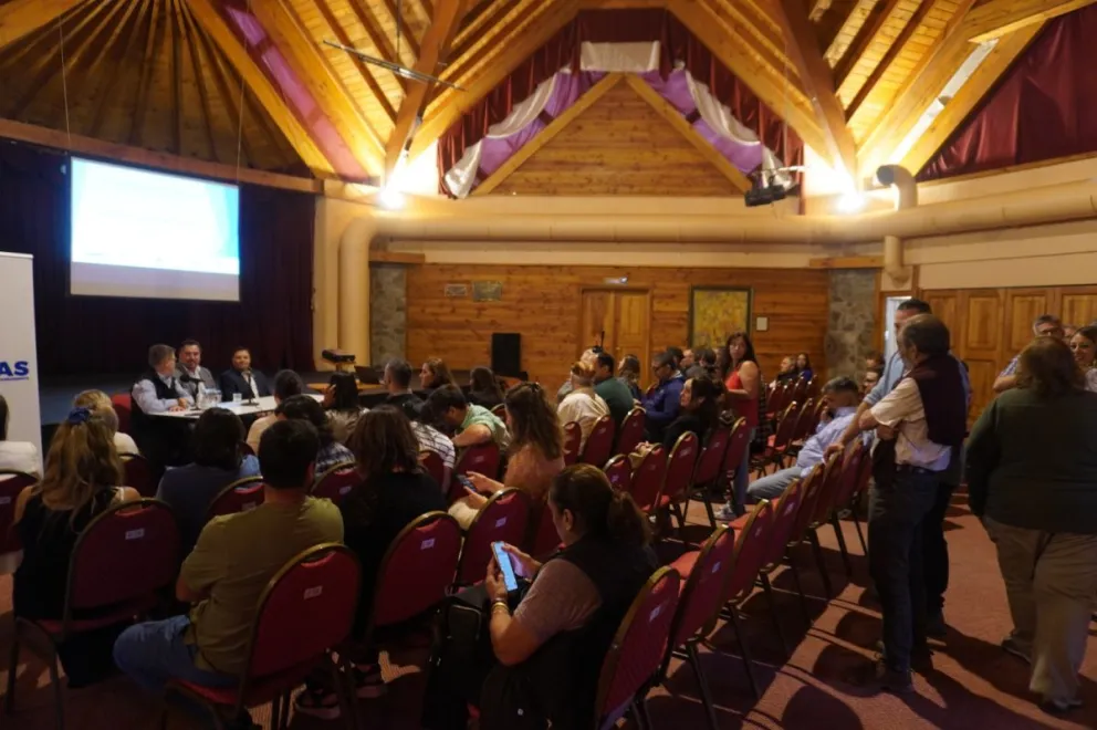 Provincia comienza una obra clave para el saneamiento ambiental en La Angostura