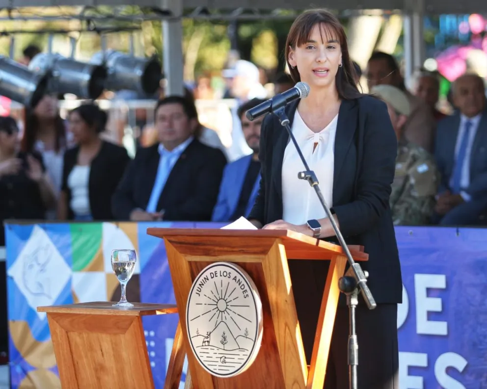 Junín de los Andes celebró su aniversario con anuncios estratégicos en infraestructura, agua y desarrollo urbano