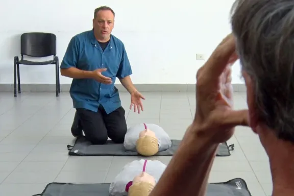 Taller de RCP y Uso de Desfibrilador para empleados públicos | Neuquen ...