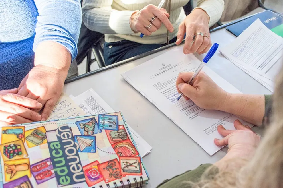 Neuquén tiene el único programa de becas provinciales de la Argentina