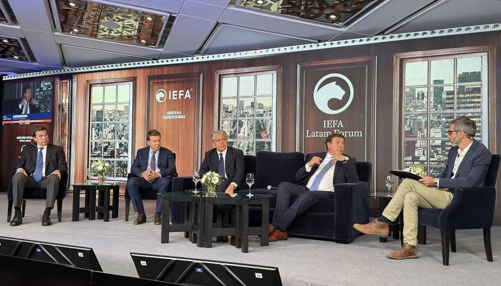 Neuqu&eacute;n y R&iacute;o Negro consolidan pol&iacute;ticas de hidrocarburos a largo plazo, afirma Figueroa