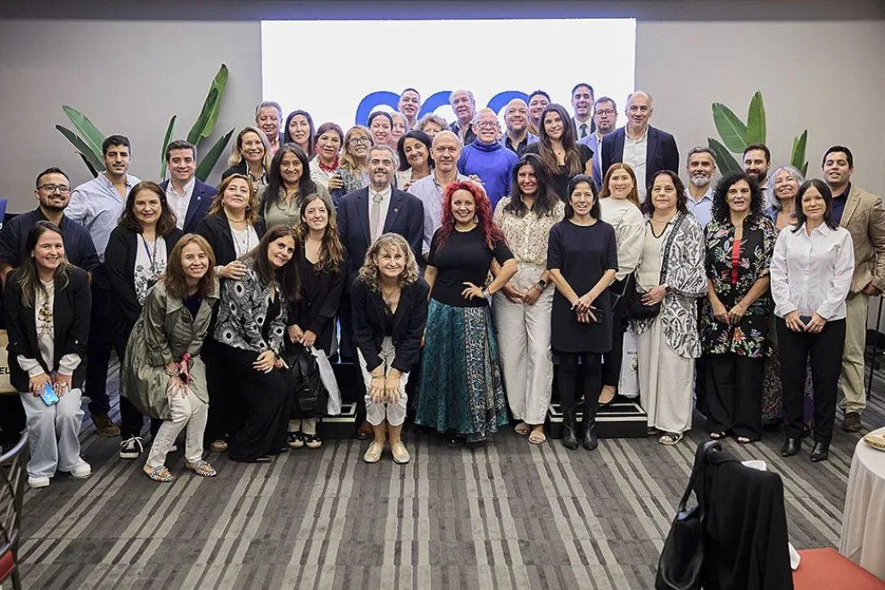 Neuquén presentó en Santiago de Chile el nuevo vuelo directo