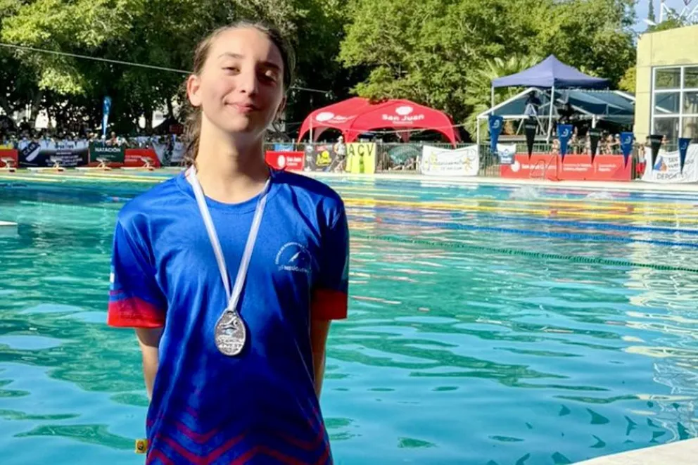  Melina, de 13 años, lleva adelante una intensa rutina de preparación. 