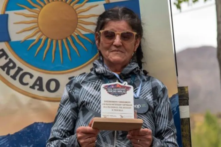 Con 73 años, participó de la maratón de Tricao Malal