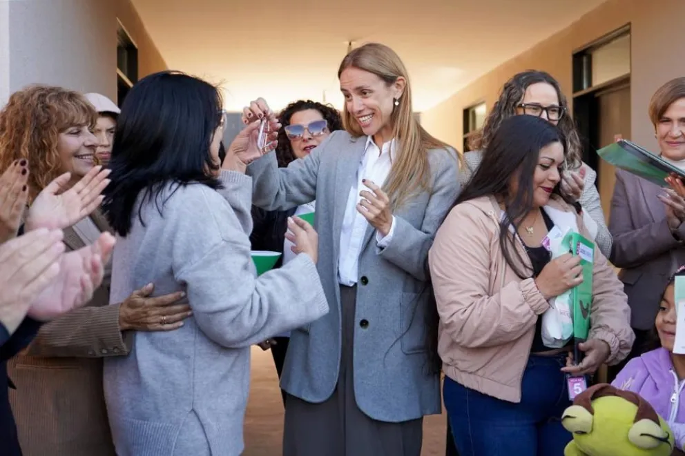La Provincia entregó ocho viviendas para mujeres en situación de violencia