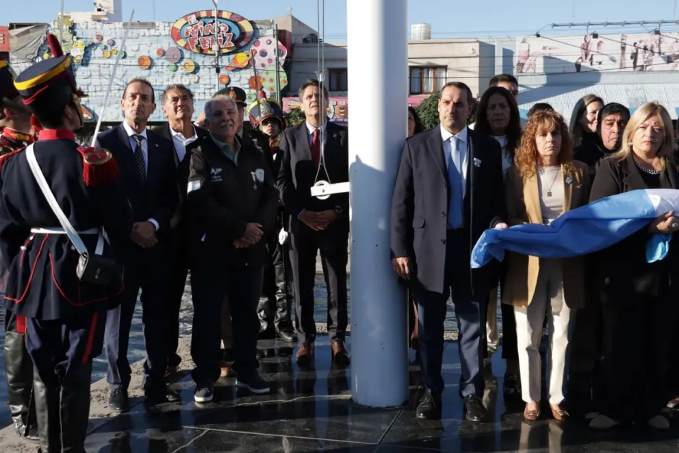 Neuquén rindió homenaje a veteranos y caídos en Malvinas con un llamado a la unidad, la memoria y la paz