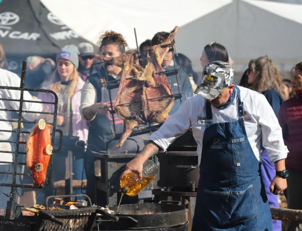 Gran convocatoria en la apertura de la Fiesta Nacional del Chef Patagónico