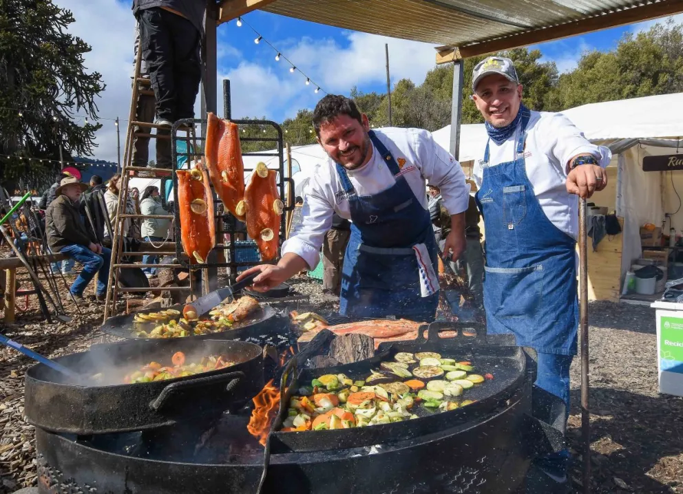 Gran convocatoria en la apertura de la Fiesta Nacional del Chef Patagónico
