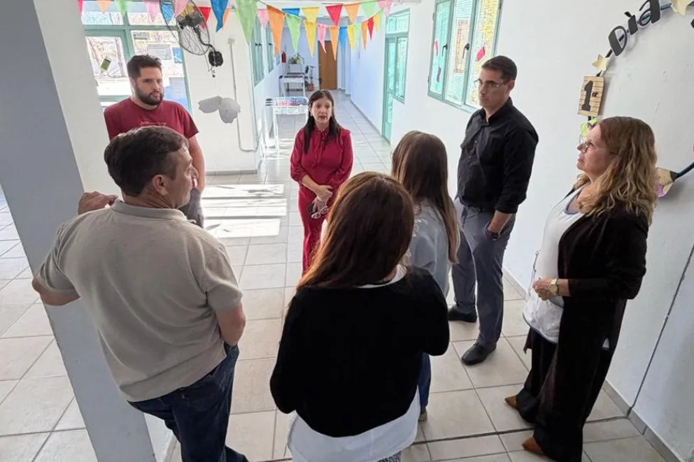 Relevaron intervenciones edilicias en escuelas de Cutral Co